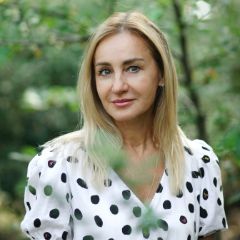 Шляпникова Елена